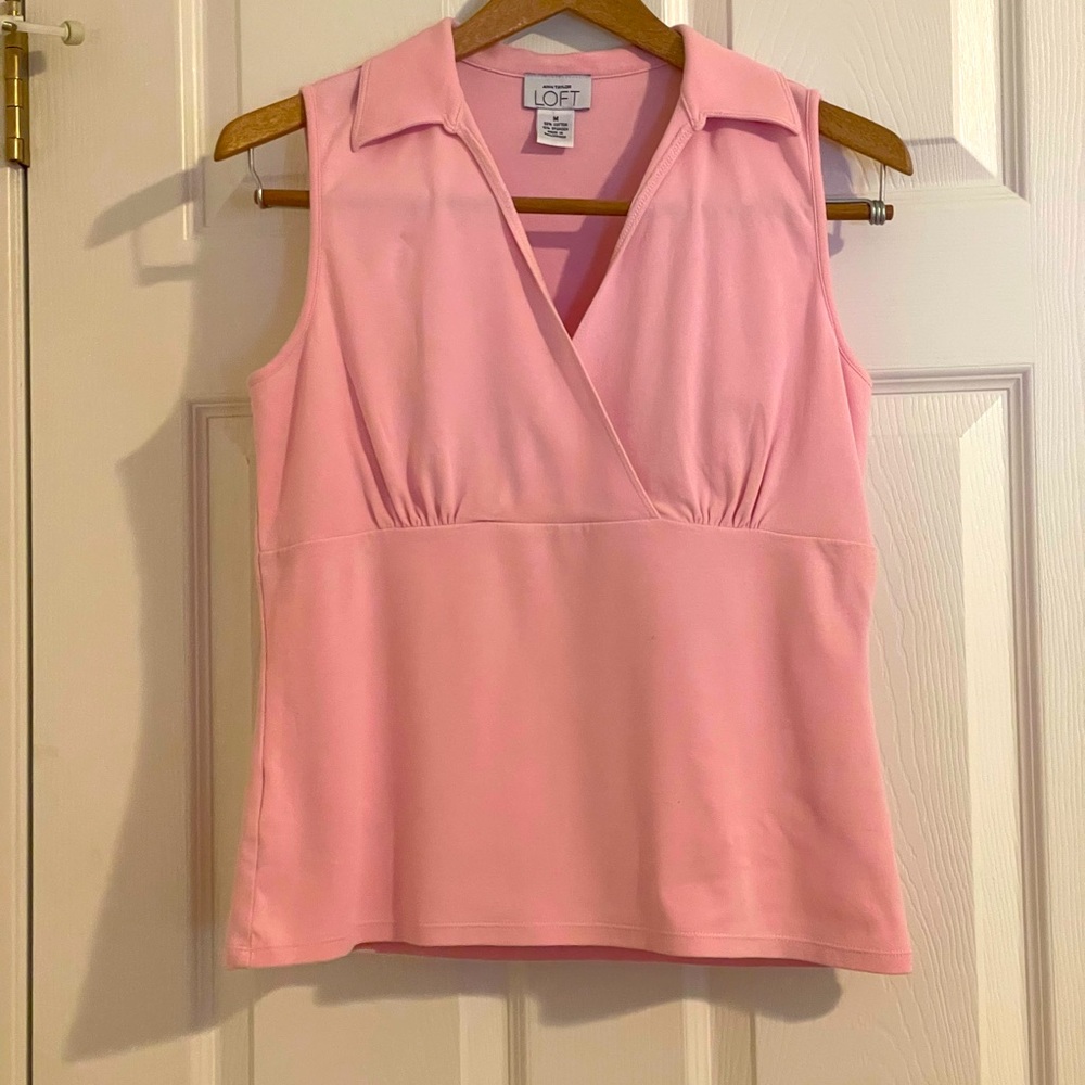 Ann Taylor Loft pink top! Sleeveless w/collared v-neck. Great style & color. M.